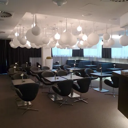 Szálloda Nh Gate One