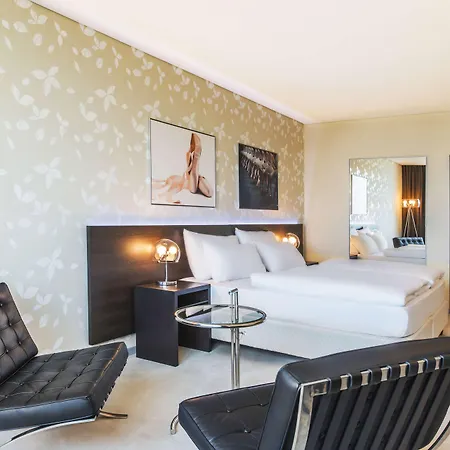 Hotel Nh Gate One 4*