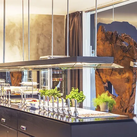 Nh Gate One Szálloda Pozsony