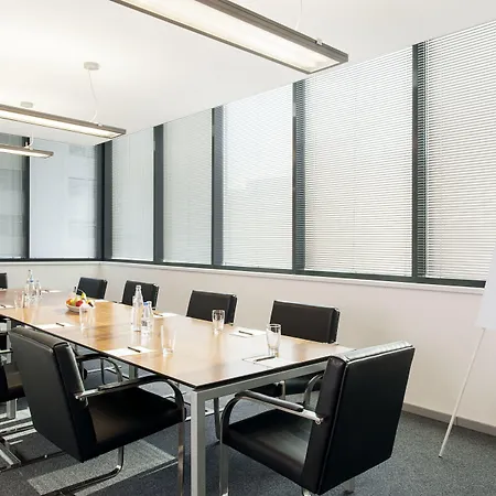 Hotell Nh Gate One Bratislava