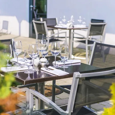 Hotell Nh Gate One 4*