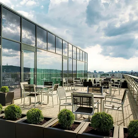 Nh Gate One Szálloda