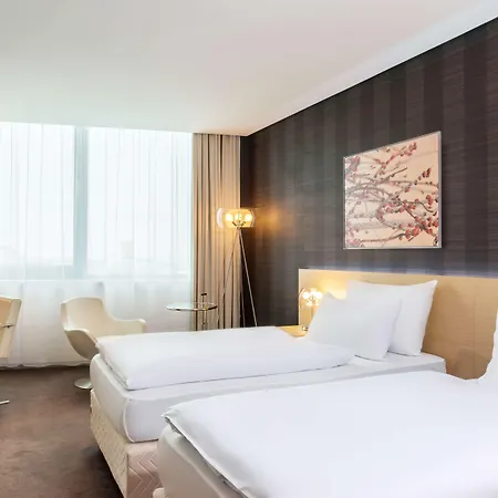 Hotell Nh Gate One 4*