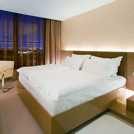 Otel Nh Gate One