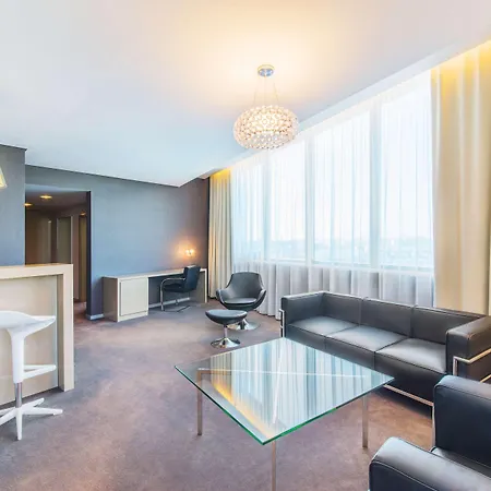 Hotel Nh Gate One 4*