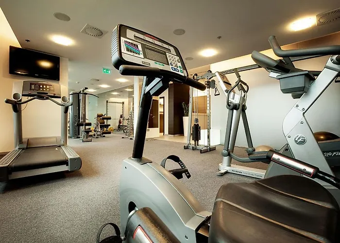 Ξενοδοχείο Nh Gate One Μπρατισλάβα