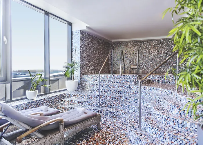 Hotel Nh Gate One 4*