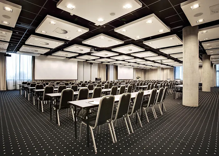 Ξενοδοχείο Nh Gate One 4*