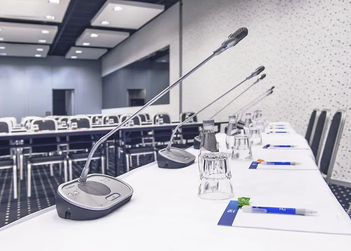 호텔 Nh Gate One 4*