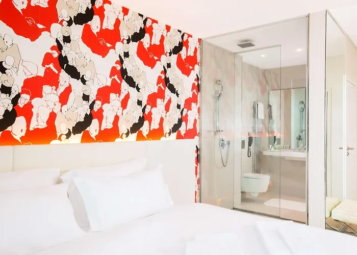 Nh Gate One Hotel 4*