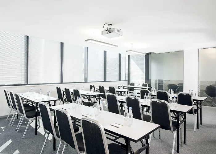 Hotel Nh Gate One Bratislava