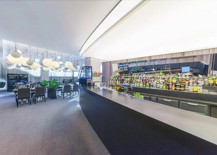 Nh Gate One Hotel 4*