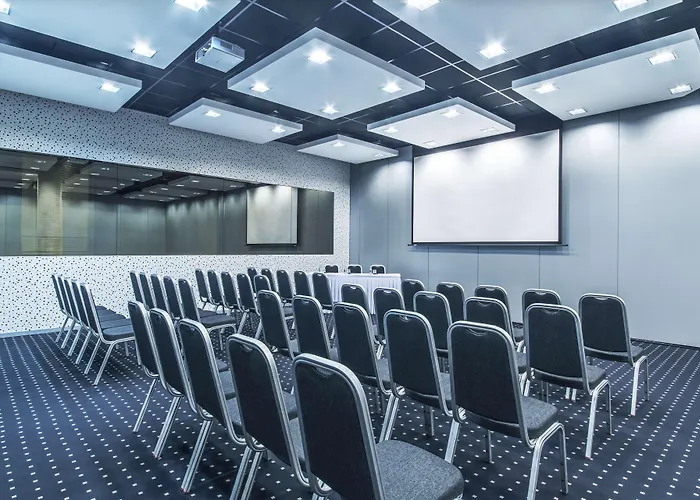 Hotel Nh Gate One Bratislava